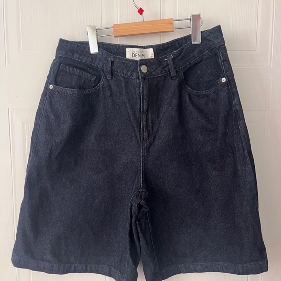 Knee length jorts from Dynamite - Picture 3 of 4